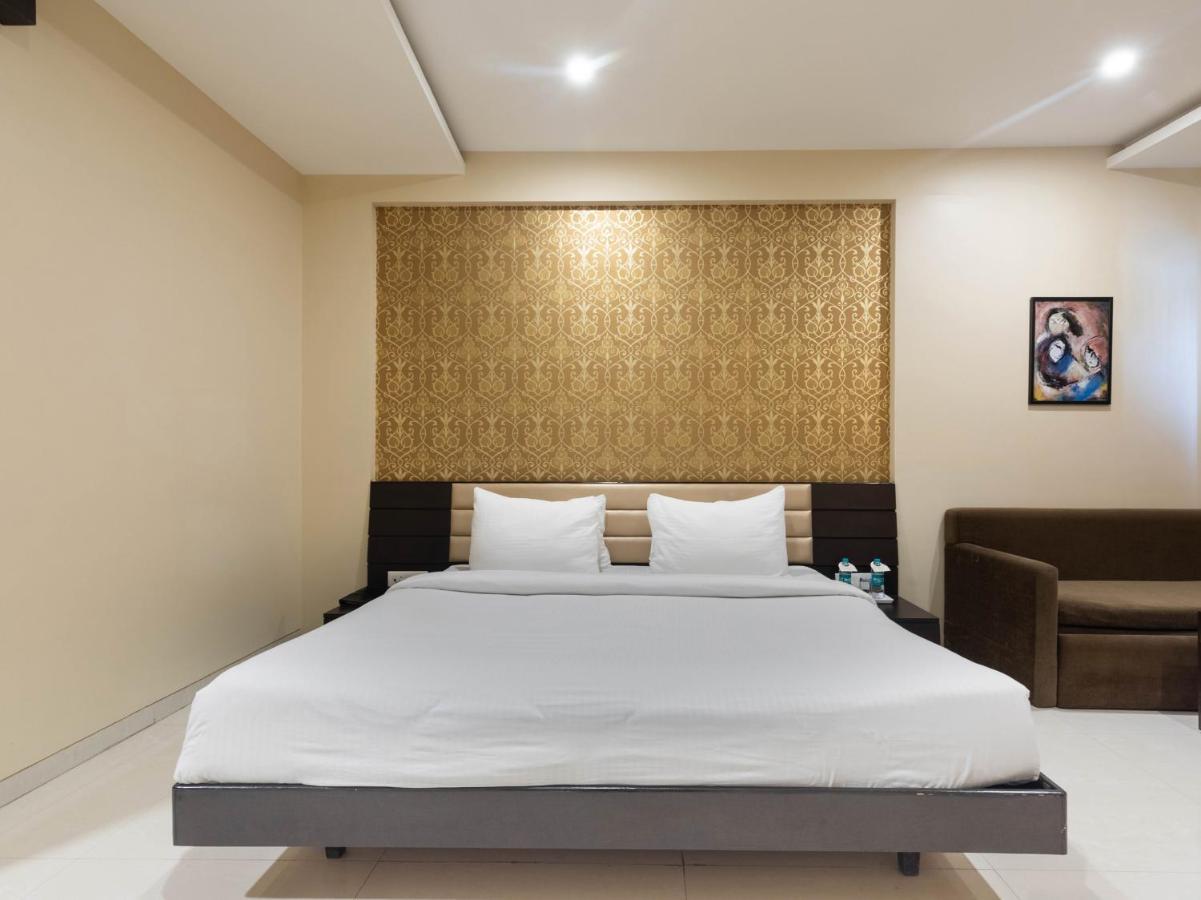Anjushree Hotell Ujjain Exteriör bild