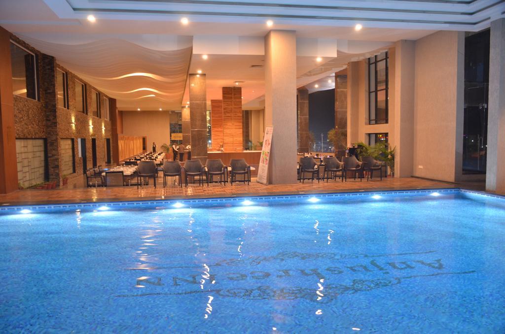 Anjushree Hotell Ujjain Exteriör bild