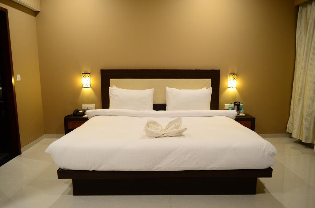Anjushree Hotell Ujjain Exteriör bild